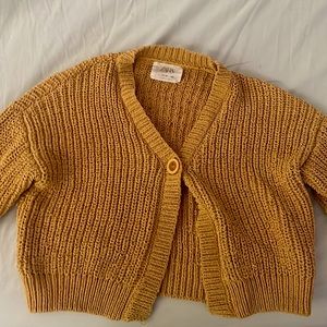 Orange sweater    Vintage style Goes great with a turtleneck and etc